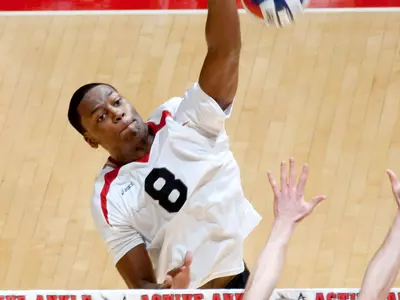Men?s Volleyball Tops George Mason, 3-1