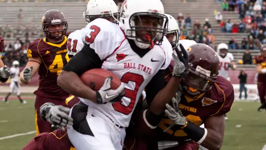 Football Wins at Central Michigan 31-17