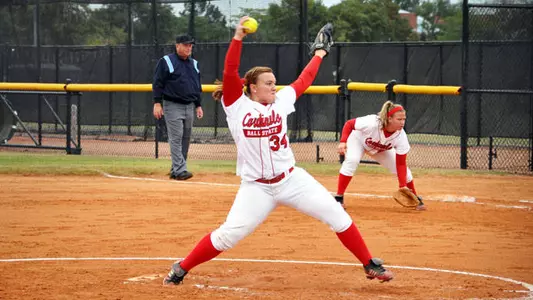 Softball Ends Weekend With 10-4 Win Over WMU
