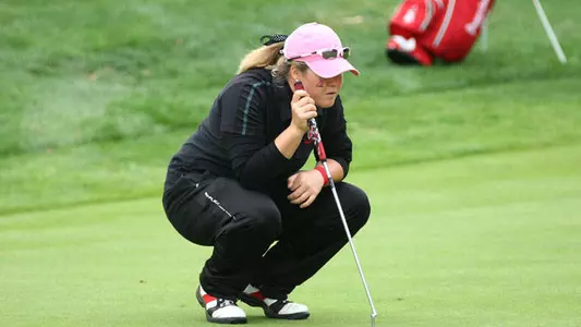 Brittany Kelly Receives Women's Golf Award from MAC