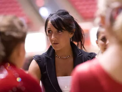 Gymnastics Team Goes 2-1 at Illinois State