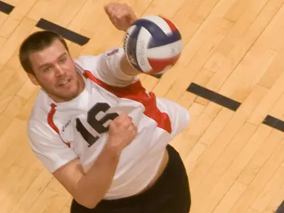 No. 7 Penn State Sweeps Men's Volleyball