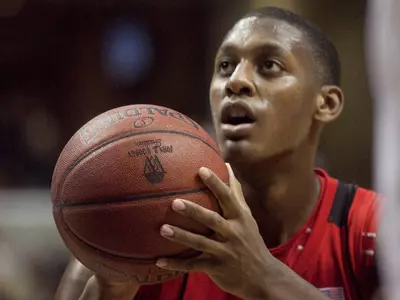 Men's Basketball Travels To Northern Illinois Saturday Afternoon