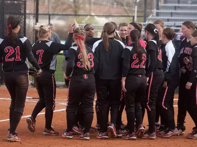 Softball Hosts Indiana In A Doubleheader Wednesday at 3 p.m.