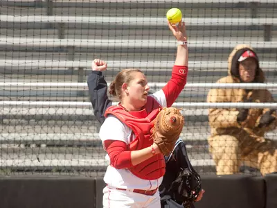 Softball Sweeps Bowling Green At Home Friday