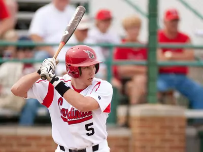 Benbow's Career Day Lifts Baseball Over Eastern Michigan