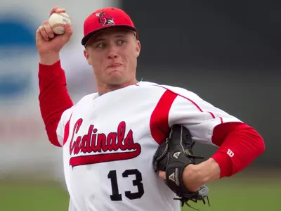 Vitek Named MAC West Pitcher Of the Week