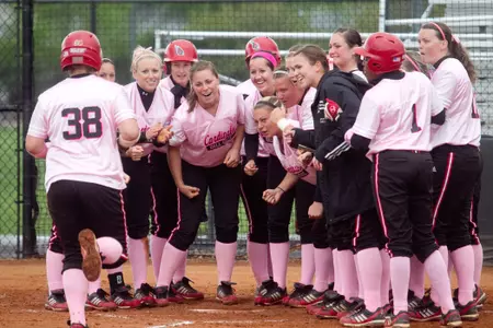 Softball Raises $1,400 For Local Cancer Agency, Little Red Door