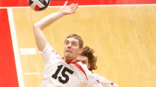 No. 14 Men's Volleyball Stuns No. 5 Hawai'i