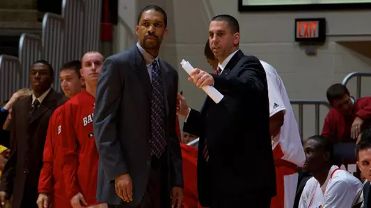 Cold Shooting Thwarts Men's Hoops In Alaska