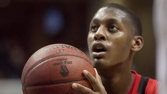 Jones Named MAC Scholar Athlete Of The Week