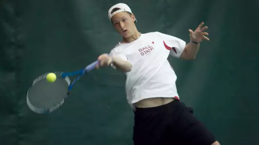 Men's Tennis Topples Xavier, 4-3