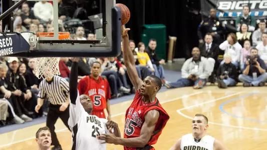 Men's Hoops Falls At Wofford In Sears BracketBusters