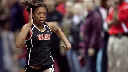 Track & Field Wins 10 Events @ IWU Invitational