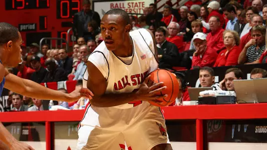 Men's Hoops Hosts WMU Wednesday At 7:30 P.M.