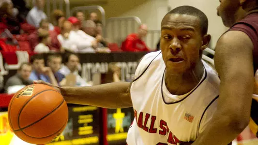 Men's Hoops Travels To Eastern Michigan Wednesday