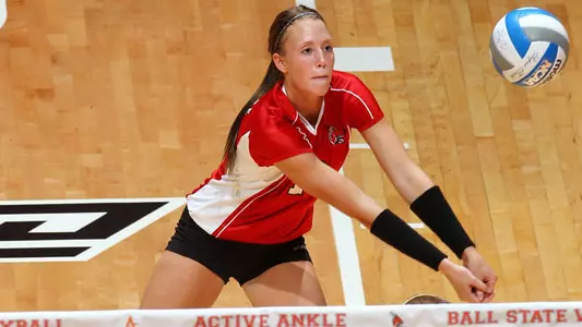 10-In-A-Row, Women?s Volleyball Sweeps EMU