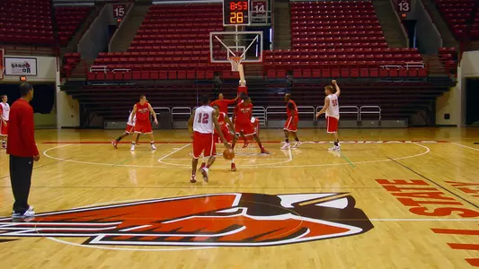 Men's Hoops Begins Practice For 2011-12 Season