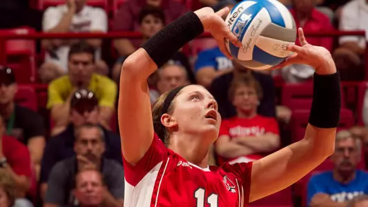 First-Place Volleyball Sweeps Northern Illinois