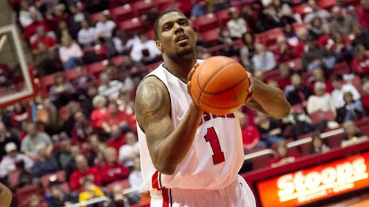 Men's Hoops Hosts NIU Saturday On Senior Day