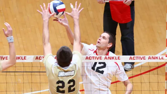 Men's Volleyball Tops Grand Canyon 3-1 Friday