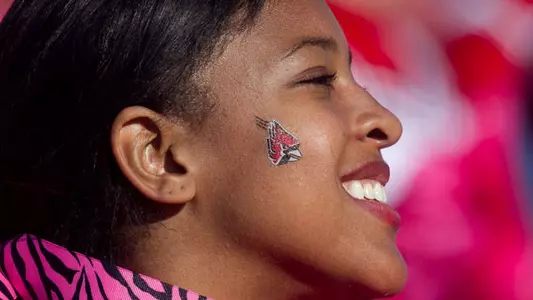 Lauren Walters Cheers for Ball State