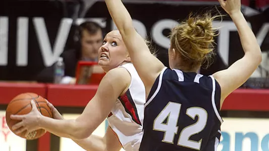Women's Basketball Suffers Loss at Miami University