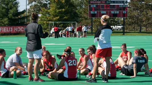 Field Hockey Signs 10 Student-Athletes for 2013