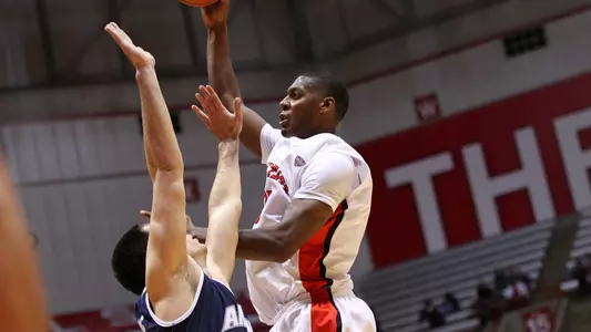 Men's Hoops Opens MAC Tournament Play At WMU Monday