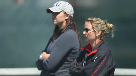 Women's Tennis Ends Day One of Fall Invite