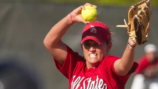 Softball Sets MAC Home Run Record In Win At Buffalo