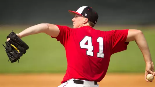 Baseball Wins Two over IPFW Saturday