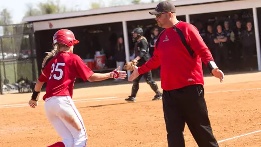Softball Splits On Opening Day Of UCA Tournament
