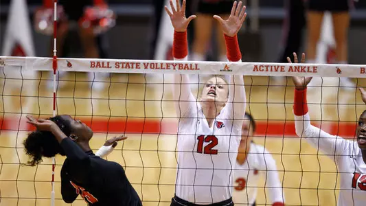 Women?s Volleyball Tops Akron 3-1