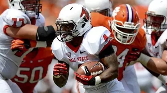 Football Suffers 52-27 Setback at No. 12 Clemson