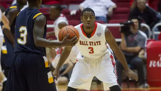 Men's Basketball Prepares for Buffalo