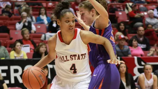 WBB Wins Behind Fontaine's 23 Points