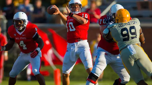 Wenning in Football All-Star Game; Alum Coaching TE's