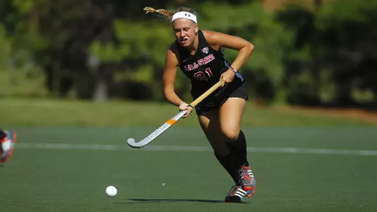 Field Hockey Falls to Miami, 7-0