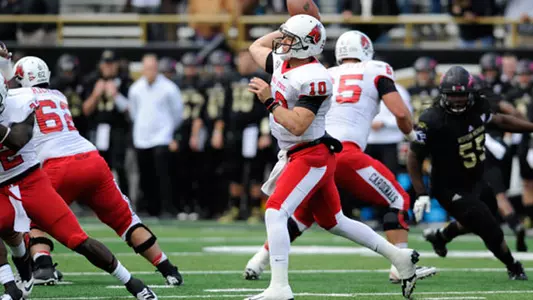Football Stays Unbeaten in MAC with 38-17 Win at WMU