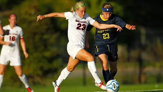 Soccer Shuts out Bowling Green 2-0