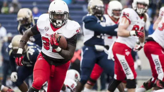 Football Improves to 8-1 with Win at Akron