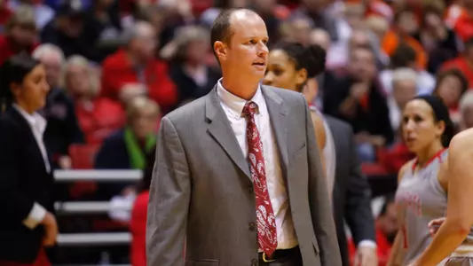 Women's Basketball Plays At Wyoming Saturday