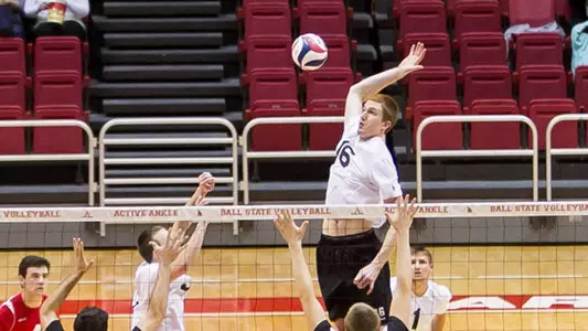 Men's Volleyball Blanks Belmont Abbey