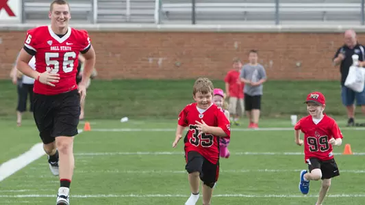 Fan Jam 2013 Draws Community to Scheumann Stadium