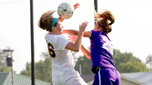 Blok Nets Two, Soccer Downs Northern Iowa in Opener