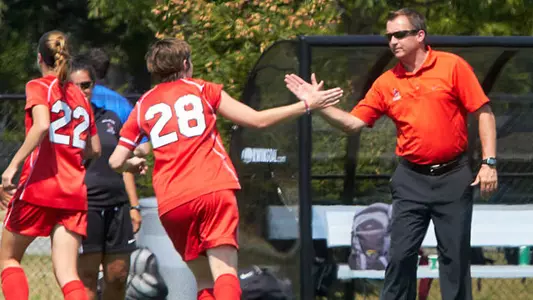 Soccer Adds Nine, Including Nation's Top JUCO Player