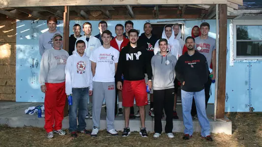 Men's Volleyball Teams Up with Habitat for Humanity