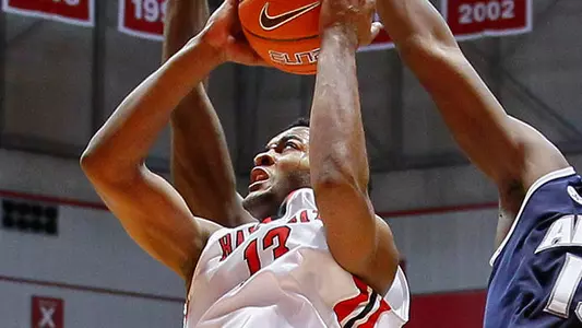 Kent State Rallies for 86-74 MBB Win over Cardinals