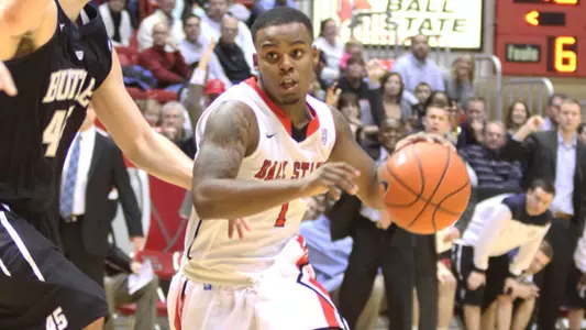 Men?s Basketball Falls to Miami, 64-52
